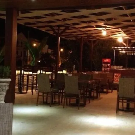 Koz Eliba Otel Çeşme