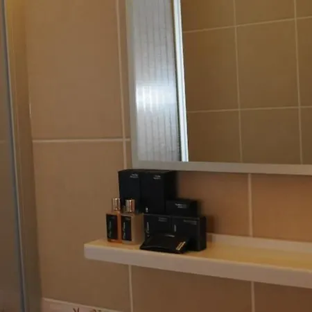 Koz Eliba Otel Çeşme