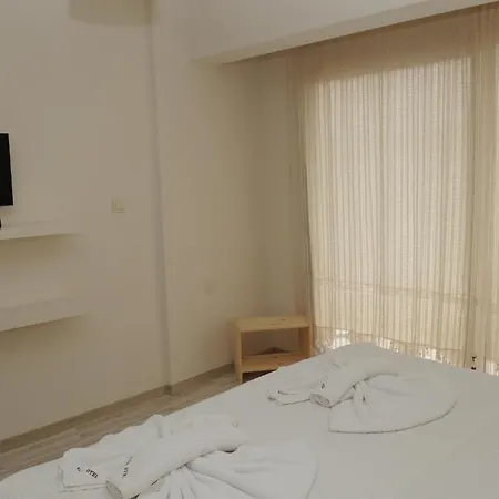 Koz Eliba 2* Çeşme