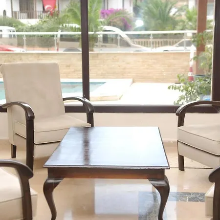 Koz Eliba Otel Çeşme