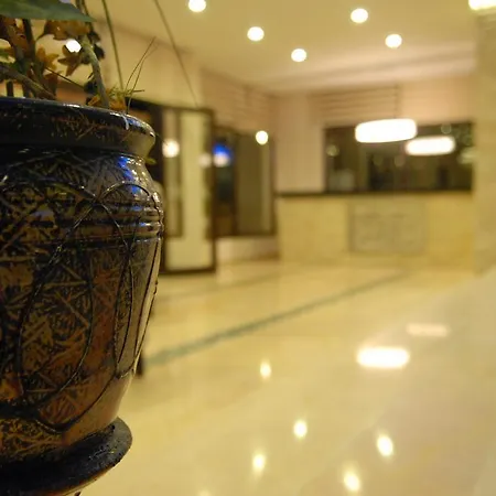 Koz Eliba Otel Çeşme