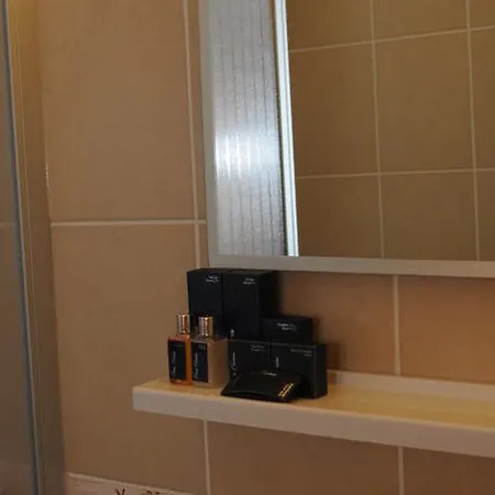 Koz Eliba Otel Çeşme